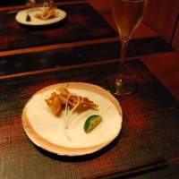 日本料理　時宜 - 先付けはふぐのから揚げ