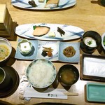 玉之湯 - 朝食のうち、席に用意されるもの