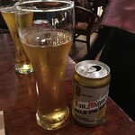 Fely J's Kitchen - ドリンク写真:フィリピンの定番ビール「San Miguel」で乾杯！
