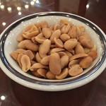 Lobby Lounge - 大粒の落花生