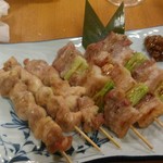 紀もと - 豚精、鶏精。珍しい味噌味。もろみ味噌をつけながら。