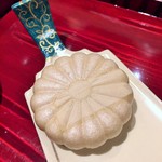 銀座 しのはら - フォアグラとあんぽ柿の最中