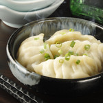 武蔵野うどん じんこ - うどん生地のモチモチ水餃子