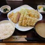 霧降高原豚 特ロースかつ定食（200g）2,100円＋単品ヒレかつ 370円