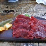 にく友食堂 - 馬刺し