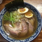 麺工房 隠國 - 肩ロースチャーシュー麺