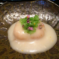 日本料理 晴山 - （2013年12月）ホタテを干し貝柱とかぶを裏ごししたソースで！