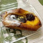 メゾン ムラタ - ダークチェリーのデニッシュ ￥240