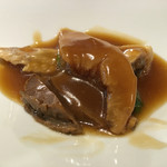 中国菜 火ノ鳥 - 取り分けてくれます。とろ〜りウマそー