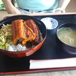 石くびり - うなぎ丼800円
