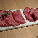 Jukusei Wagyuu Yakiniku Eijingu Bi-Fu - 