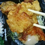 からあげ とお山 - オリジナルの醤油唐揚げ