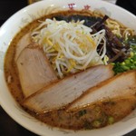 熊本ラーメン 黒亭 本店 - 大盛もやしラーメン