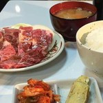 焼肉・円盤餃子　ひたち - ミックス定食