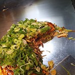 広島焼しんちゃん - 野菜がたっぷり