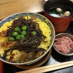 いづ源 - 蒸し寿司