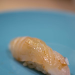 うを徳 - 鮃（ひらめ）昆布締（こぶじめ）