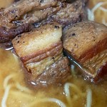 イトーヨーカドー - 毛蟹のラーメン作ってみたよー
            チャーシューは手作り(≧∀≦)
            蟹味噌の香り…☞一歩間違えれば生臭い