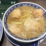 Mak's Noodle - ワンタン麺