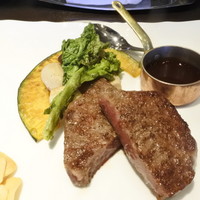 ラ ターブル ダキ - お肉は赤ワインソース