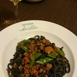 オステリア　アリエッタ - イカ墨タリオリーニ