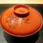 おにく 花柳 - 和牛しゃぶしゃぶ 雑煮椀 糸賀喜 丸餅 京人参 源助大根 松葉柚子