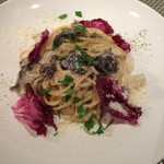 創作イタリアン Gemelli - 牛頬肉とキノコの軽い煮込みのスパゲッティーニ