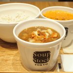スープ ストック トーキョー - スープストックセット 980円 のオマール海老のビスク、ゴッホの玉葱のスープ