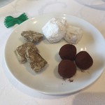 リストランティーノ ルベロ - ★7プティフール