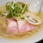 イベリコ豚肩ロース・阿波尾鶏胸肉