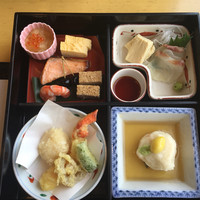 京懐石とゆば料理 松山閣 JR京都伊勢丹店 - 