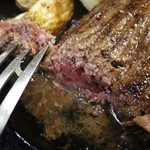 ステーキハウス綱政 - 断面アップ