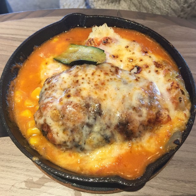 日曜のランチで 肉バルサンダー へ By ラパンオーナー 肉バルサンダー 盛岡店 盛岡 ダイニングバー 食べログ