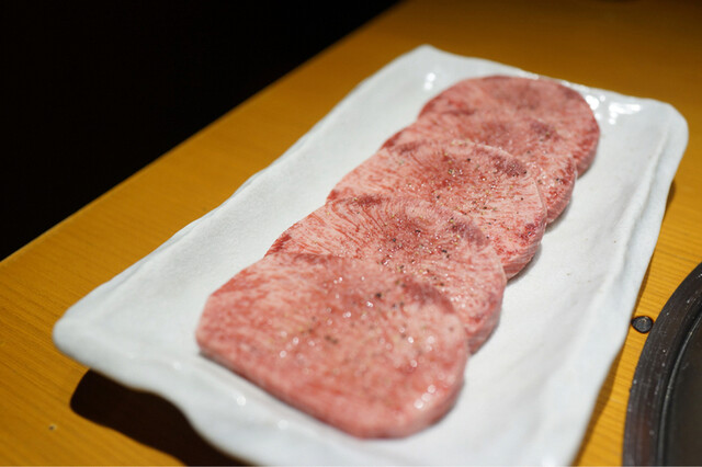 Yakiniku Kuro 5 Ikebukuro Higashiguchi Ten photo 2