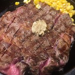 いきなりステーキ - ワイルドステーキ 450g ¥1,800  味覚より食欲を満たすのは、こういう奴です！コスパすごいですね。