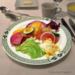 ロウリーズ・ザ・プライムリブ 大阪 - サラダバー　二皿目