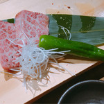 焼肉りゃんけ - 特選上カルビ(ハーフ)