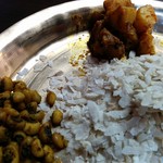 Nanglo Ghar - カザーセットのチウラ(干飯)、ボリ、アルタルカリ