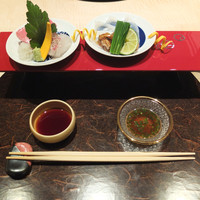 個室会席 北大路 京橋茶寮 東京駅店 - ふぐ薄作り　本鮪