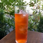 Melagrana (pomegranate syrup + lemonade)