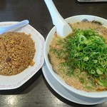 来来亭 - チャーハン定食