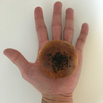 峰屋 - 酒種あんぱんのサイズの参考までに 2016/02/27