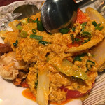 ソフトシェルクラブとふんわり玉子のカレー炒め 1,490円。