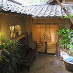 松籟庵 - 渡月橋のかかる「桂川」を上った、嵐山公園亀山地区の近くに有ります♪