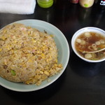 キッチンあべ - チャーハン（大盛・スープ普通）