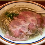 ラーメン暁 - ラーメン(800円)