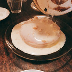 juen - 熱々のマカダミアナッツソース 投入〜‼️（≧∇≦）