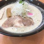 吉風  - 鶏豚骨ラーメン