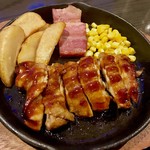 アメリカンダイナー モンスターハウス - 
