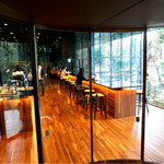 61325724 - 入口から見た店内